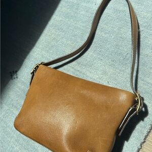 *SOLD* Coach Hampton Demi